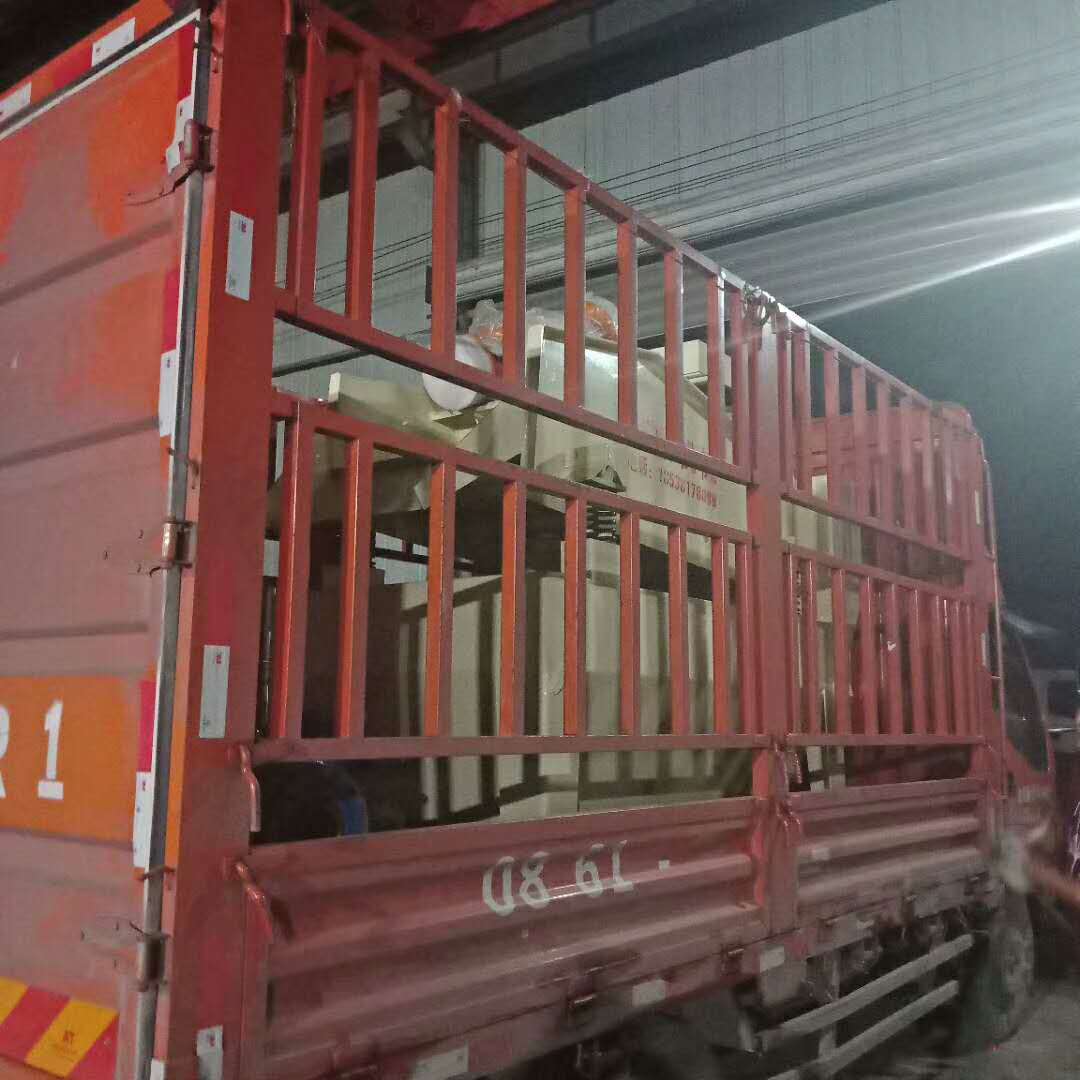 發(fā)往孝感的350細(xì)砂回收機